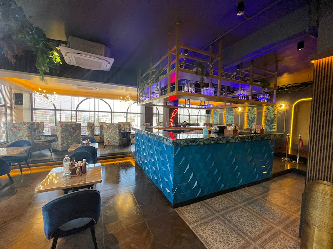 Starving panda Bistro